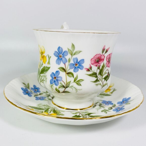 Vintage Paragon "English Flowers"  Tea Cup & Saucer  Bone China England - Picture 4 of 6